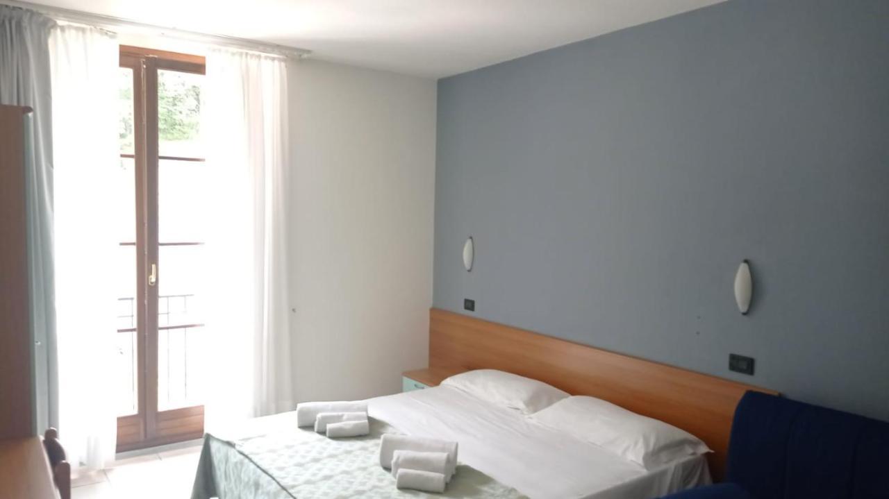 Hotel La Pace Bagno di Romagna Ngoại thất bức ảnh